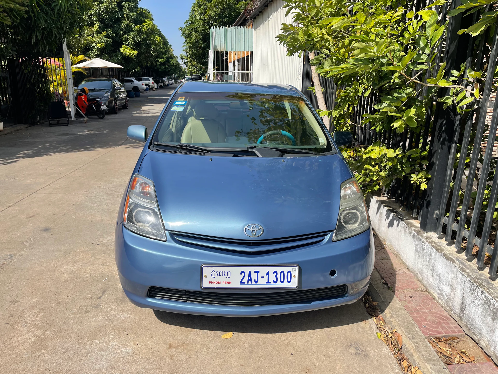 Pruis 05 លេងស្តុបក្រោយខ្មៅ - Image 2